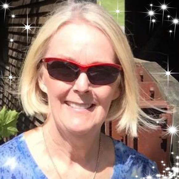 Meet your Posher, Ruth - Picture 1 of 1